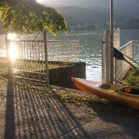 B&B In Riva Al Lago Avigliana Eksteriør bilde