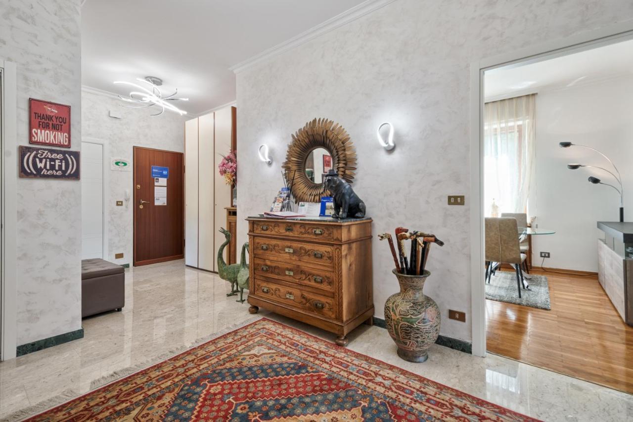 B&B In Riva Al Lago Avigliana Eksteriør bilde