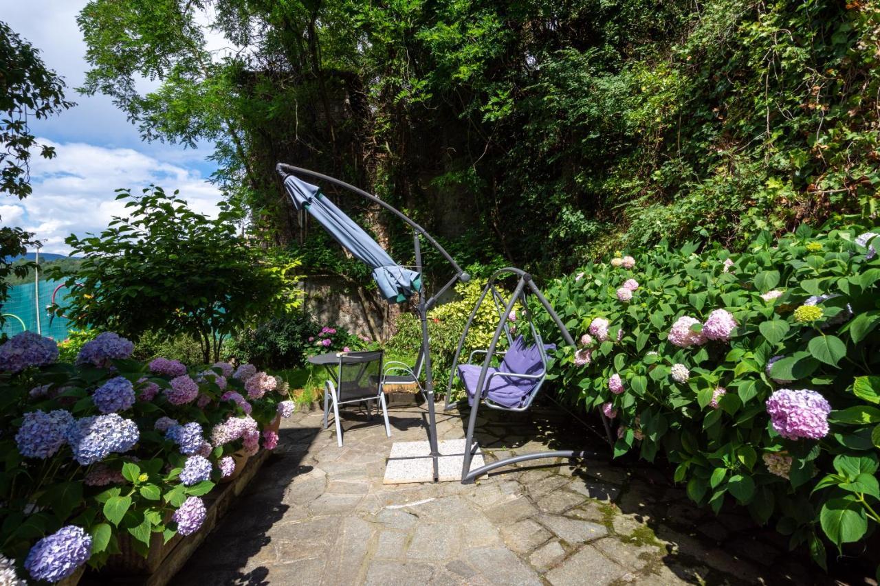 B&B In Riva Al Lago Avigliana Eksteriør bilde