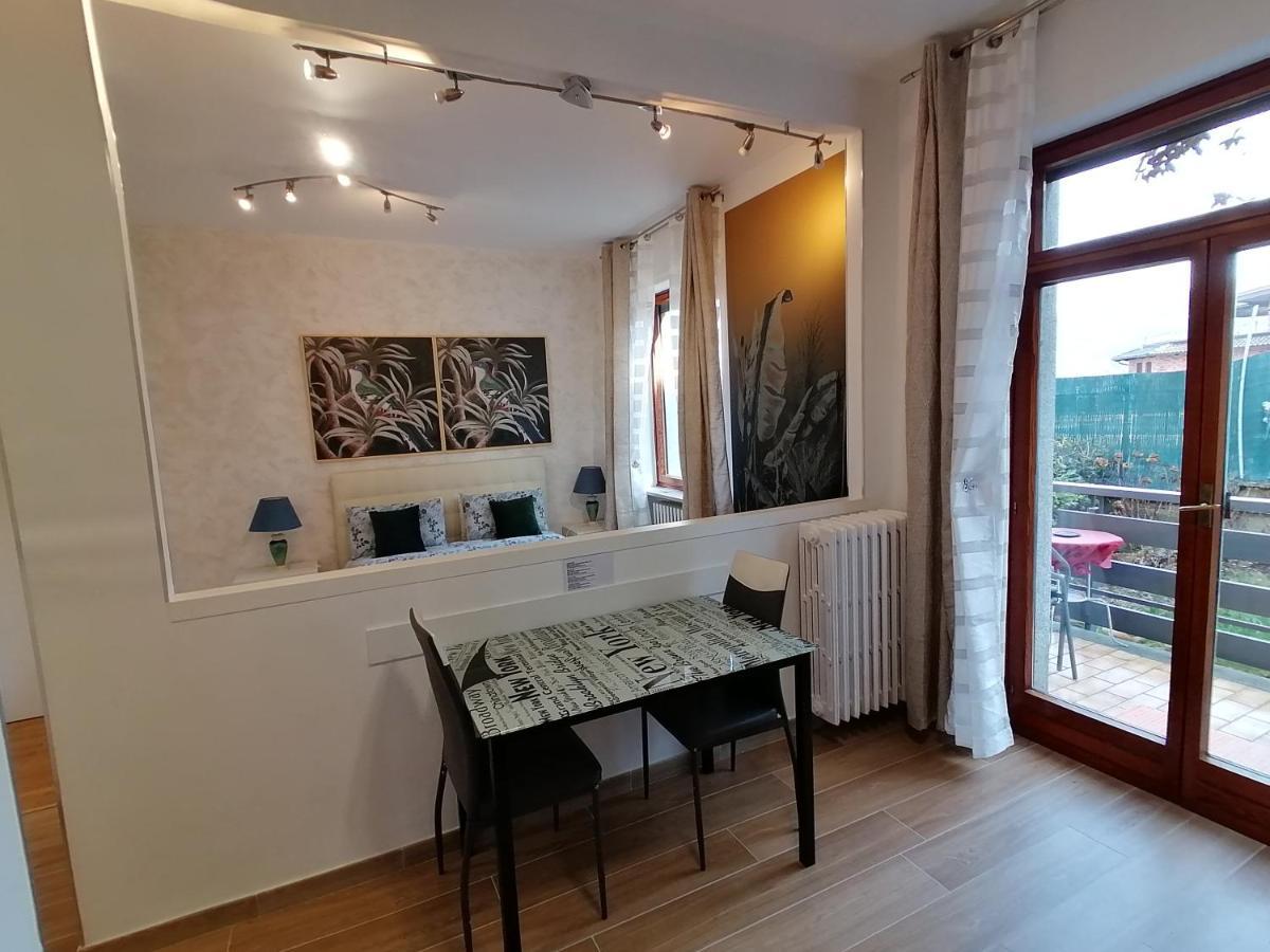B&B In Riva Al Lago Avigliana Eksteriør bilde