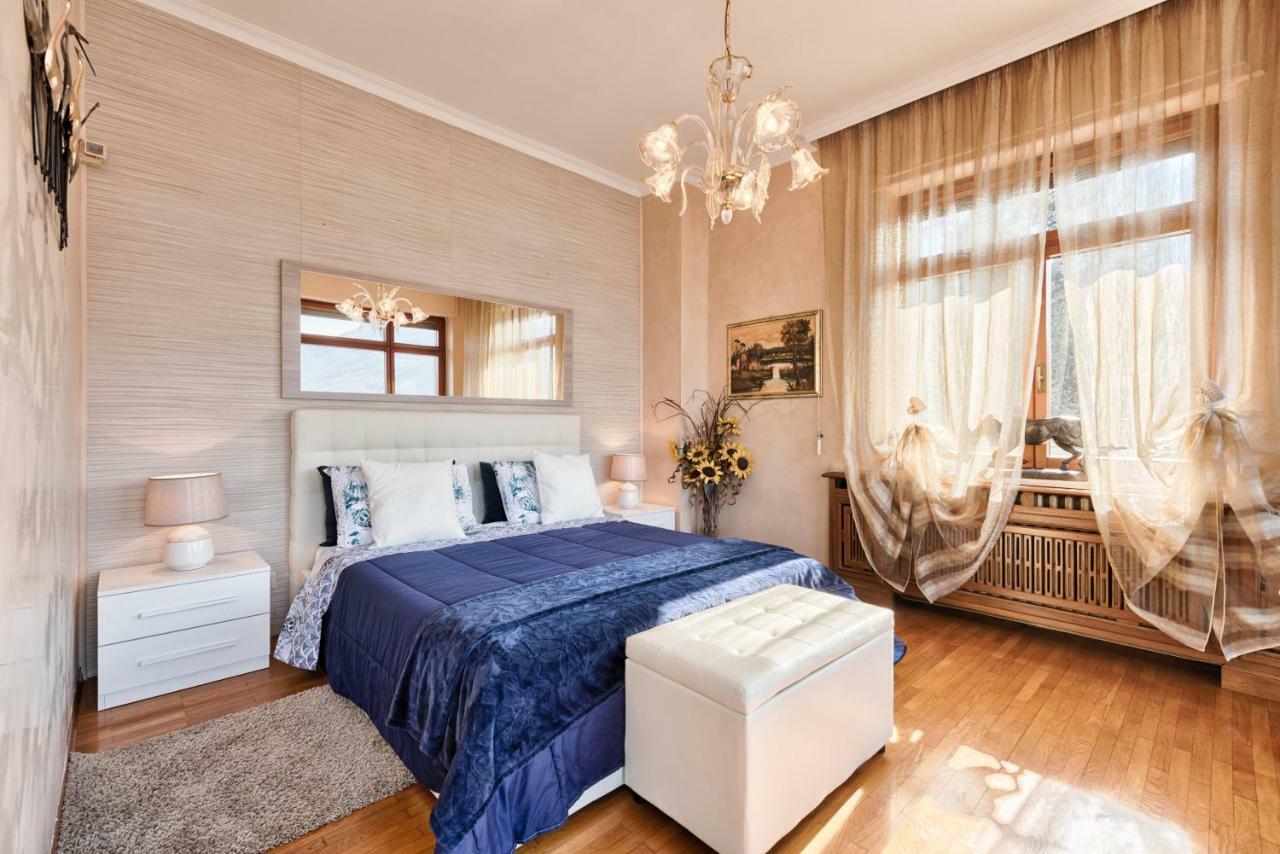 B&B In Riva Al Lago Avigliana Eksteriør bilde