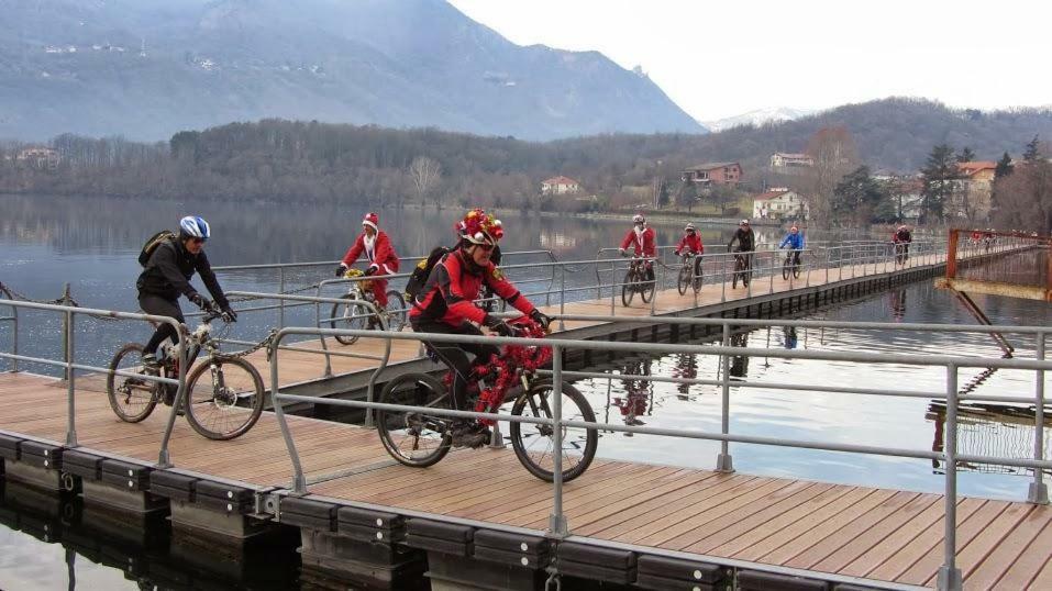 B&B In Riva Al Lago Avigliana Eksteriør bilde