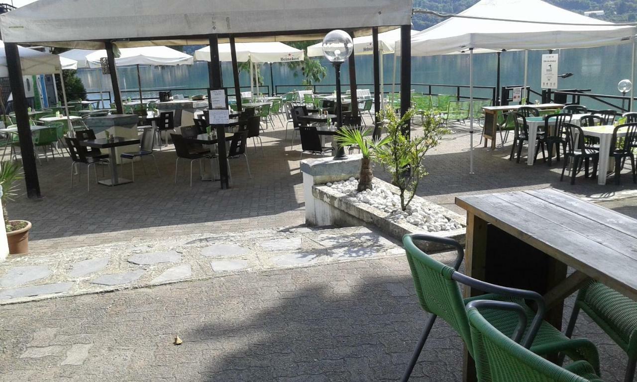 B&B In Riva Al Lago Avigliana Eksteriør bilde