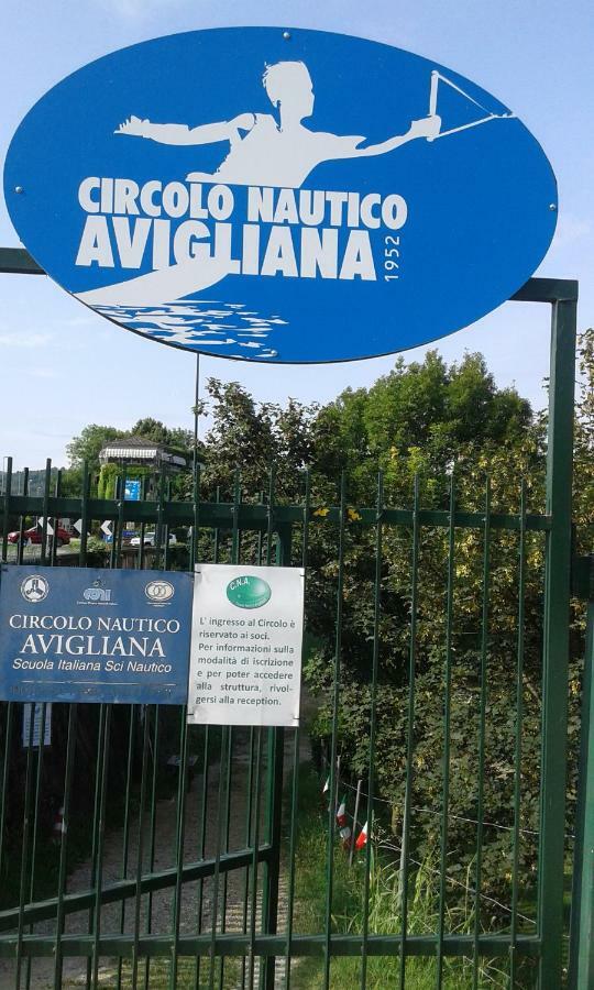 B&B In Riva Al Lago Avigliana Eksteriør bilde